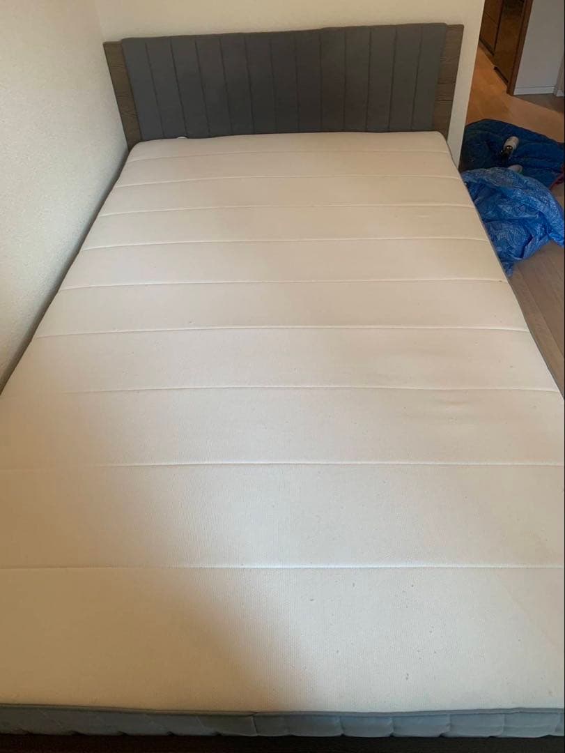＊東京都付近限定品＊IKEA ブルクスヴァーラ　セミダブル　ベッド