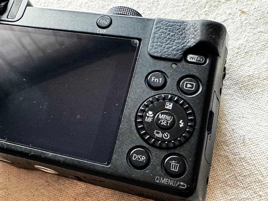 デジタルカメラ Panasonic LUMIX DMC-TZ70 LEICA LENS