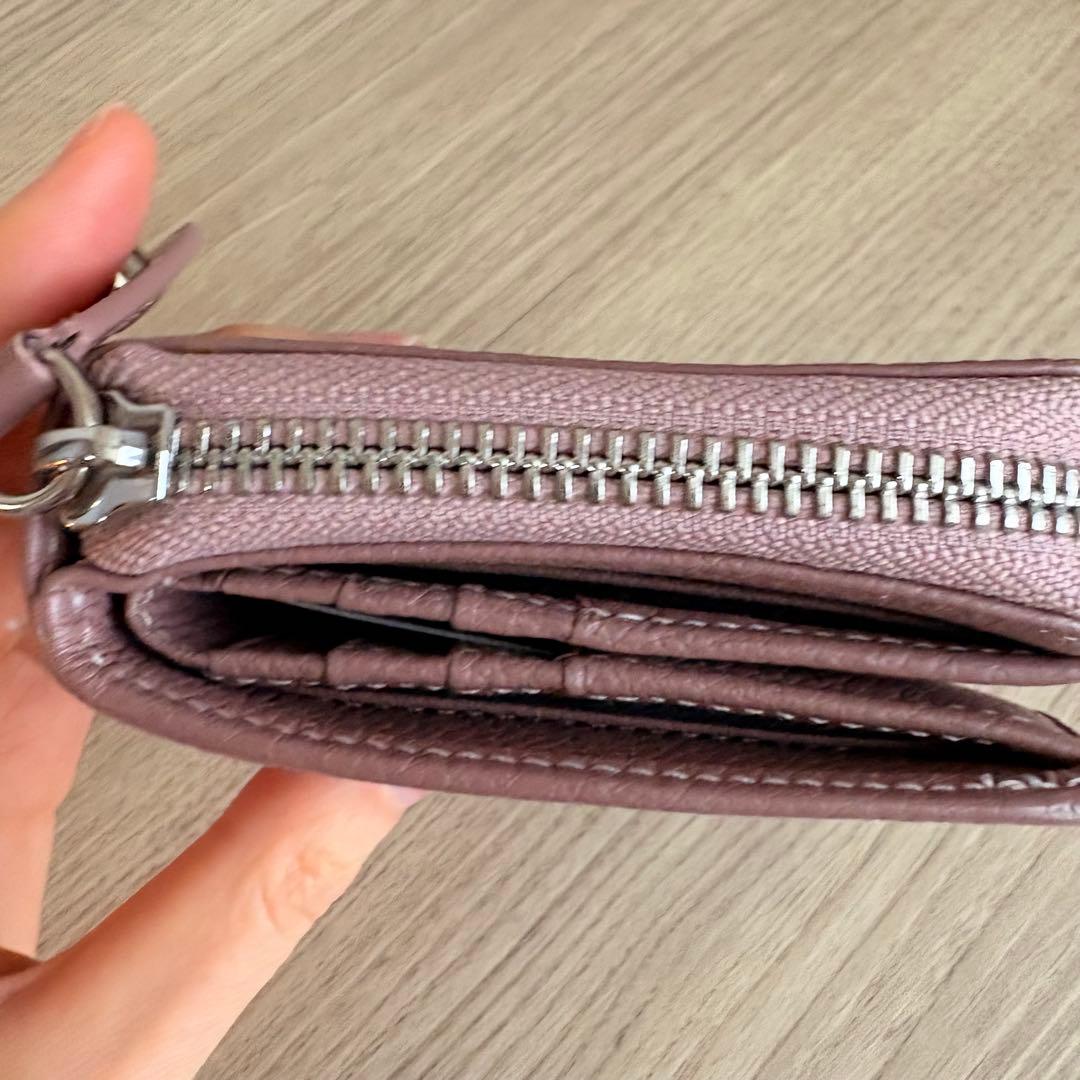 美品　ヴィヴィアンウエストウッド　二つ折り財布　くすみピンク　レディース