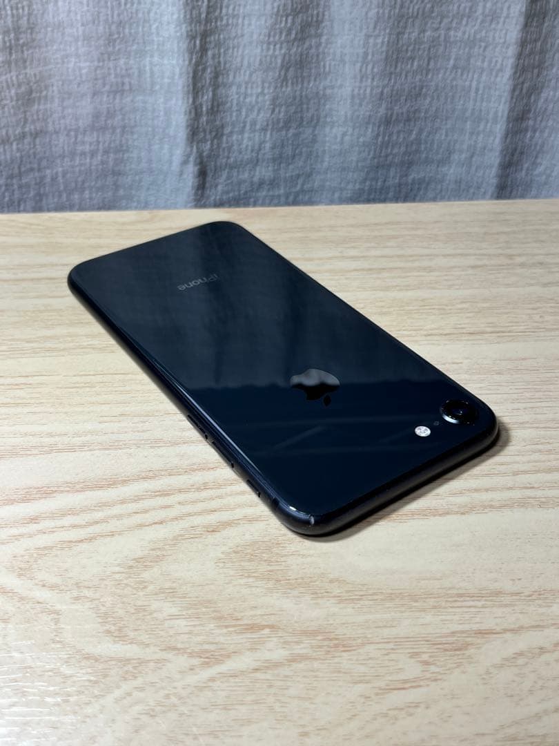 ♫ 良品 Apple iPhone 8 64GB スペースグレイ