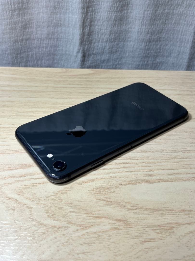 ♫ 良品 Apple iPhone 8 64GB スペースグレイ