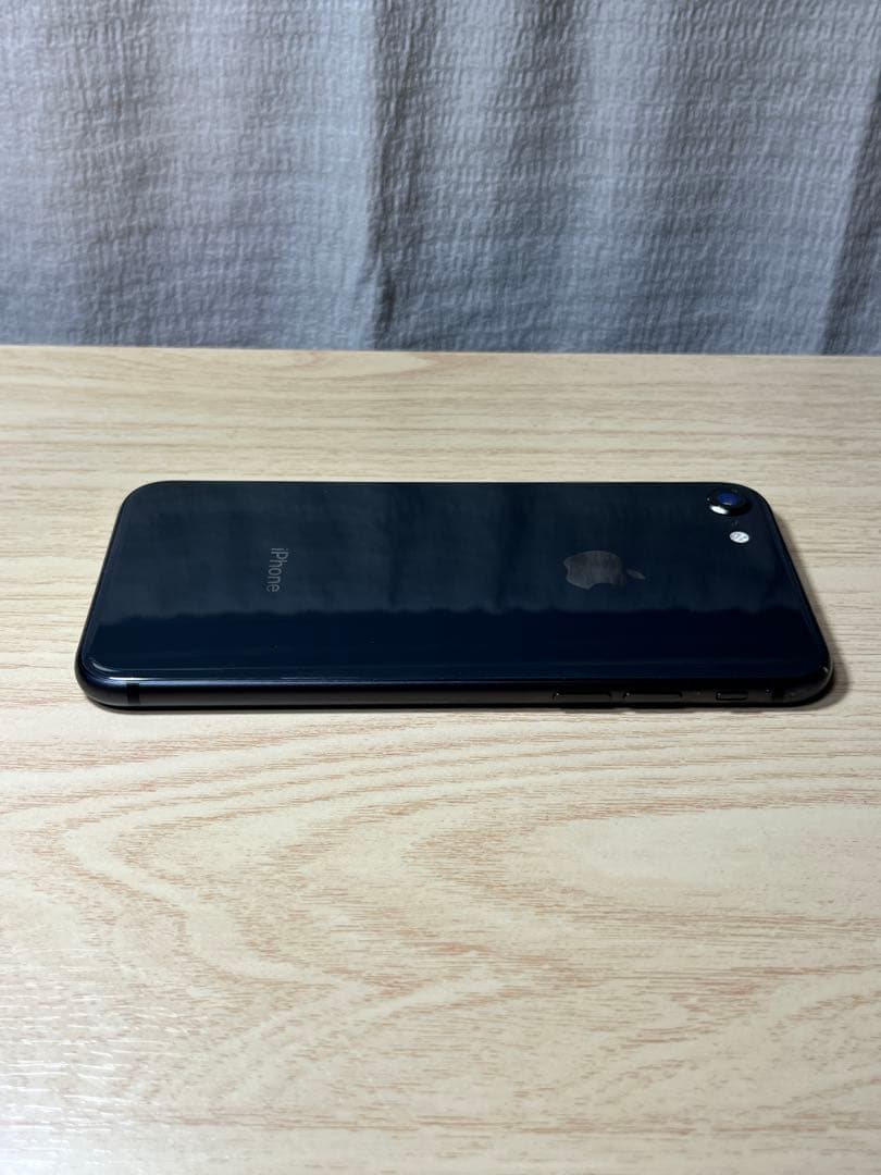 ♫ 良品 Apple iPhone 8 64GB スペースグレイ