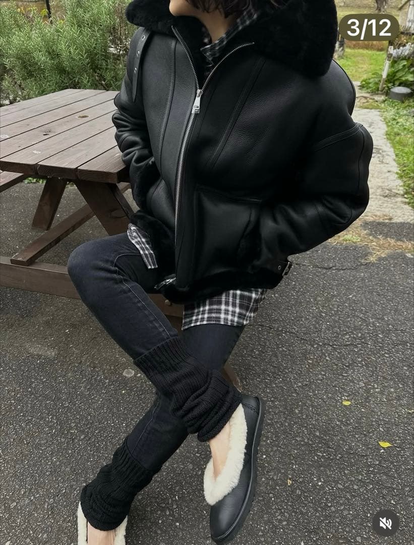 靴 UGG Zora Leather Ballet Flat 23.5