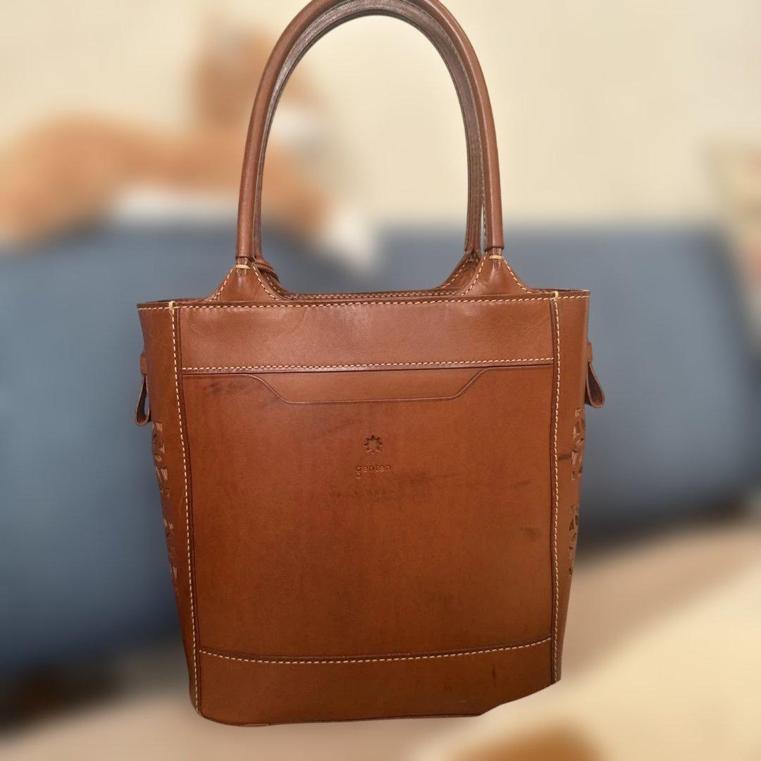 【未使用に近い】genten カットワークハンドバッグ