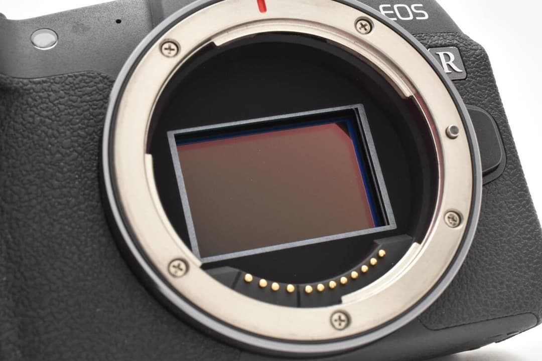 美品 Canon EOS RP ボディ S数4000回以下