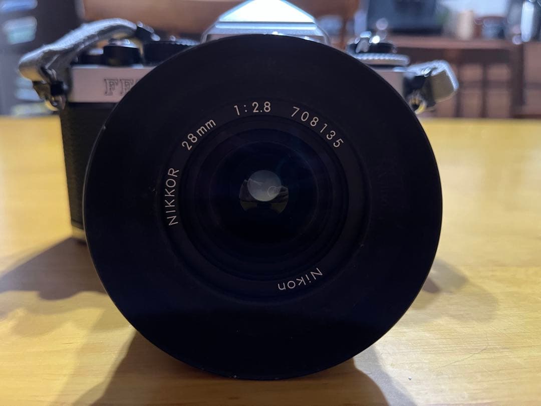 Nikon FE2 一眼レフカメラ Nikkor 28mmレンズ付き