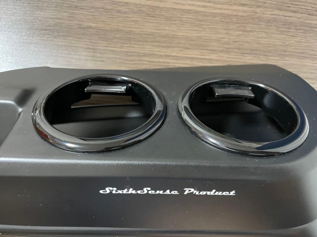SixthSense 美品カップホルダーテーブル 　60ハリアー