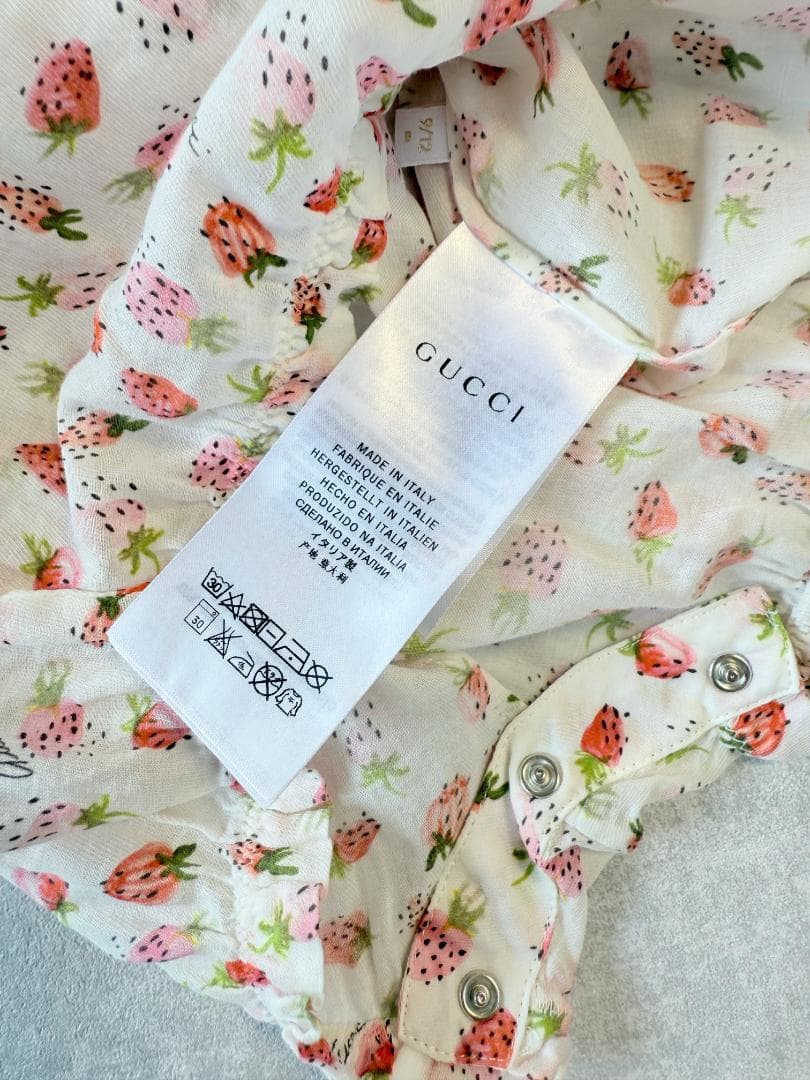 【GUCCI】グッチ ベビー ロンパース いちご柄 9-12M 箱付き