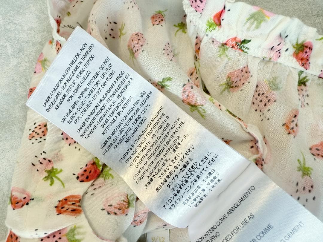 【GUCCI】グッチ ベビー ロンパース いちご柄 9-12M 箱付き