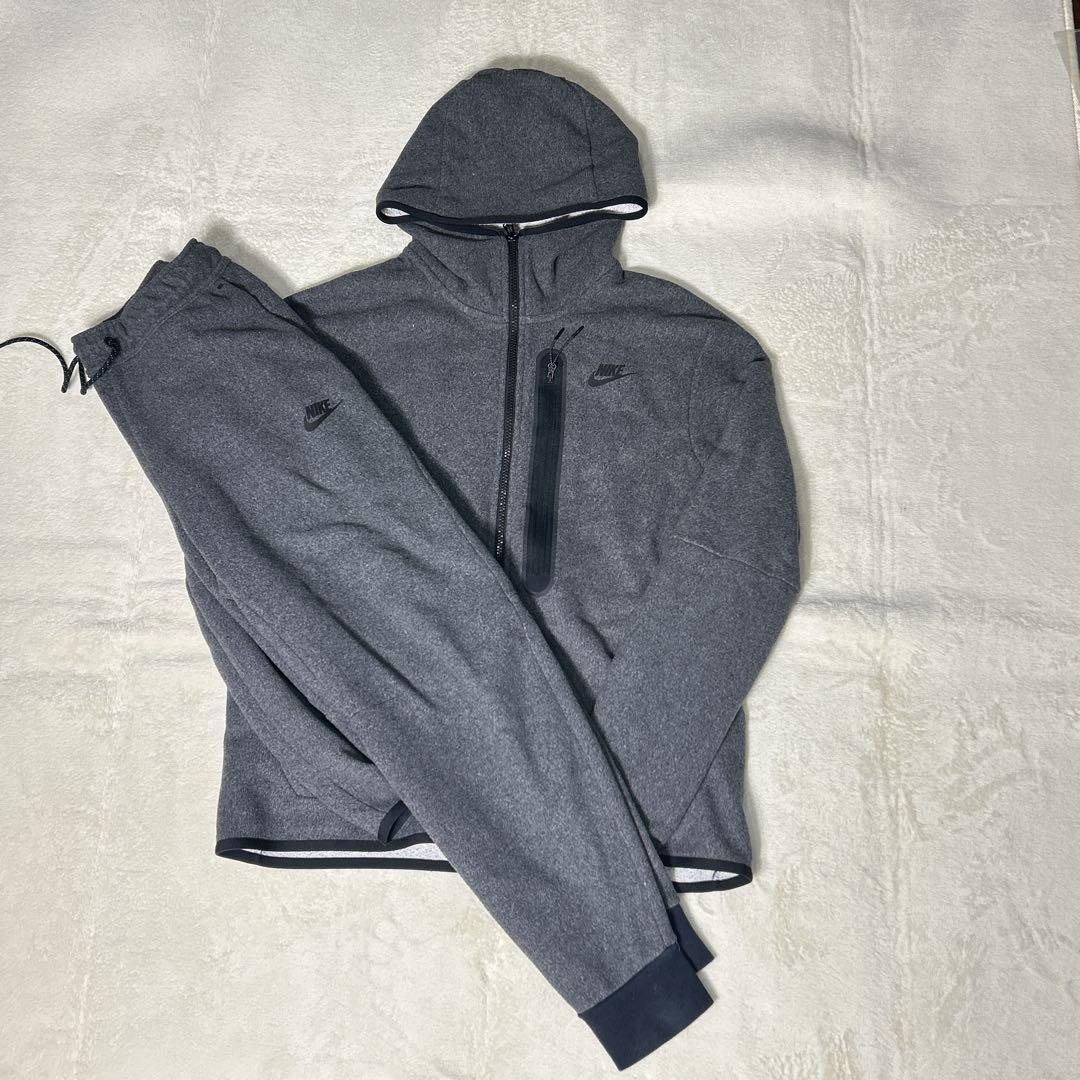 Nike Tech フリース　フルジップ　フーディ&ジョガー　セットアップ上下