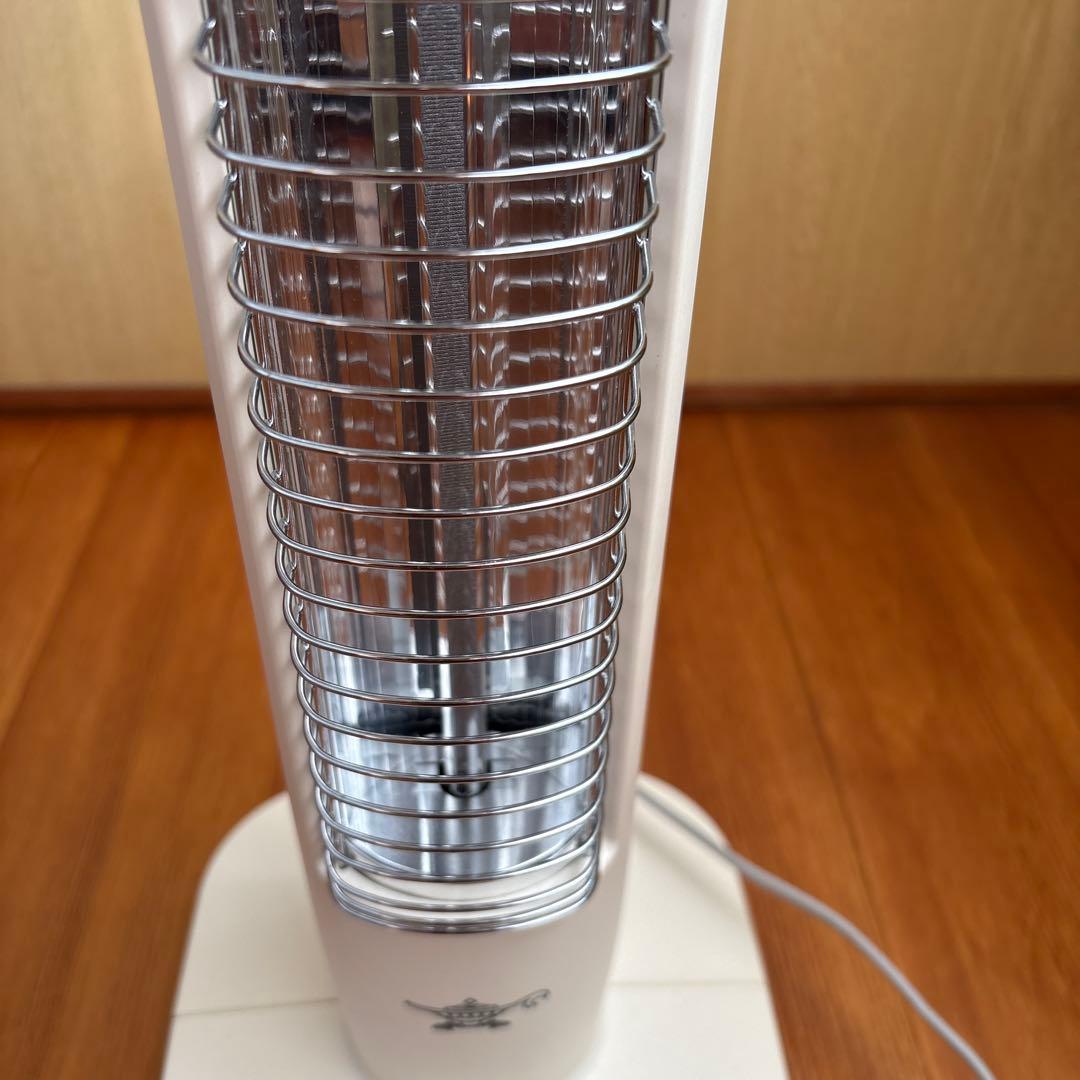 アラジン　グラファイトヒーター AEH-G407ホワイト