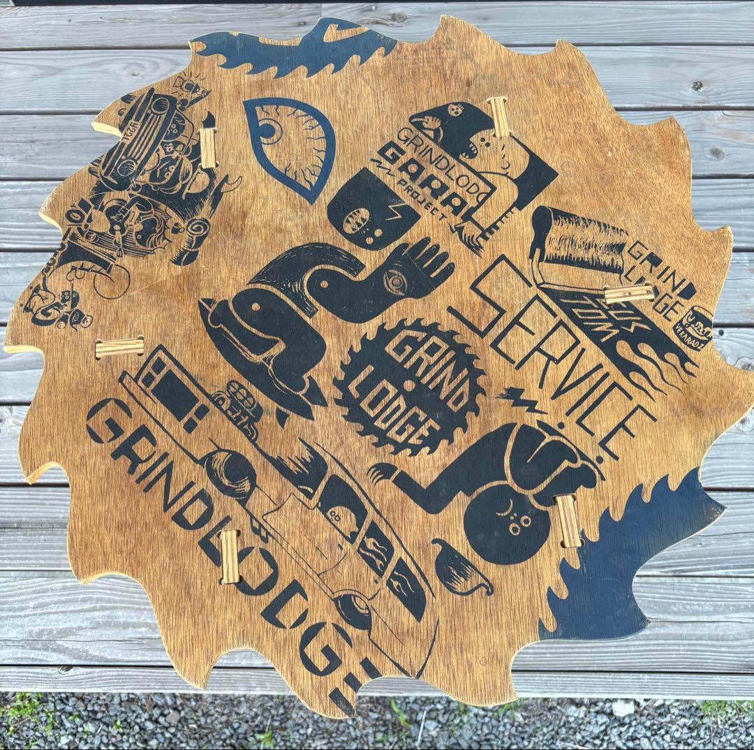 MomoGGGRIND LODGE ソーテーブル　全面刷り