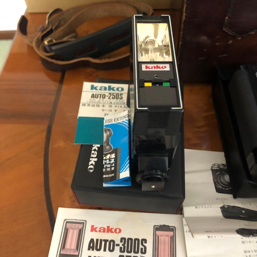 ☆彡昭和レトロ☆彡　キャノンカメラ/＆牛革専用バック　レンズ、カメラ用品いっぱい