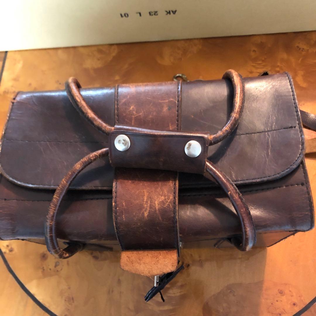 ☆彡昭和レトロ☆彡　キャノンカメラ/＆牛革専用バック　レンズ、カメラ用品いっぱい