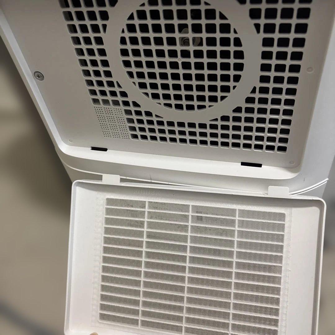 美品　シャープ加湿セラミックファンヒーター