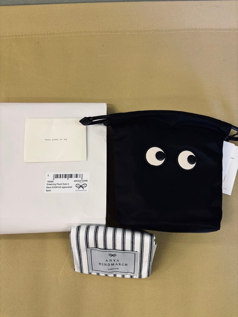 ＜ANYA HINDMARCH＞EYES ドローストリングポーチ