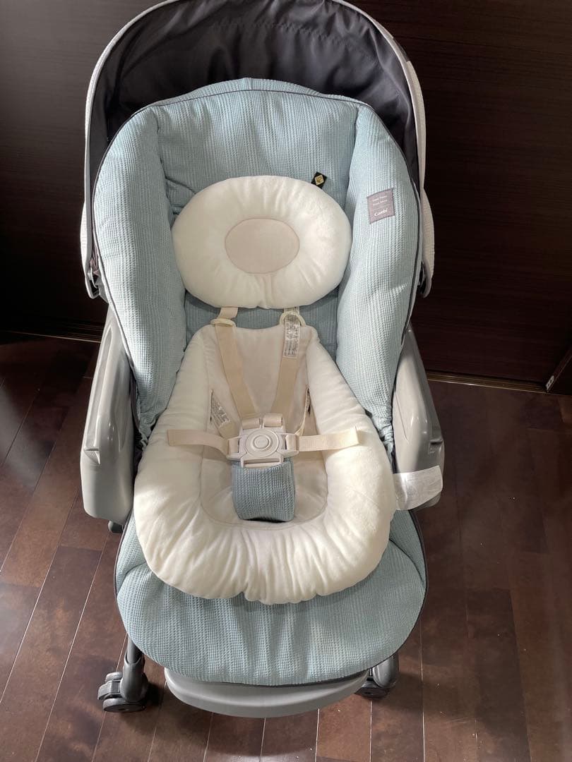 【美品】コンビ ネムリラ AT +LS 電動スウィング【おまけ】エスメラルダ枕