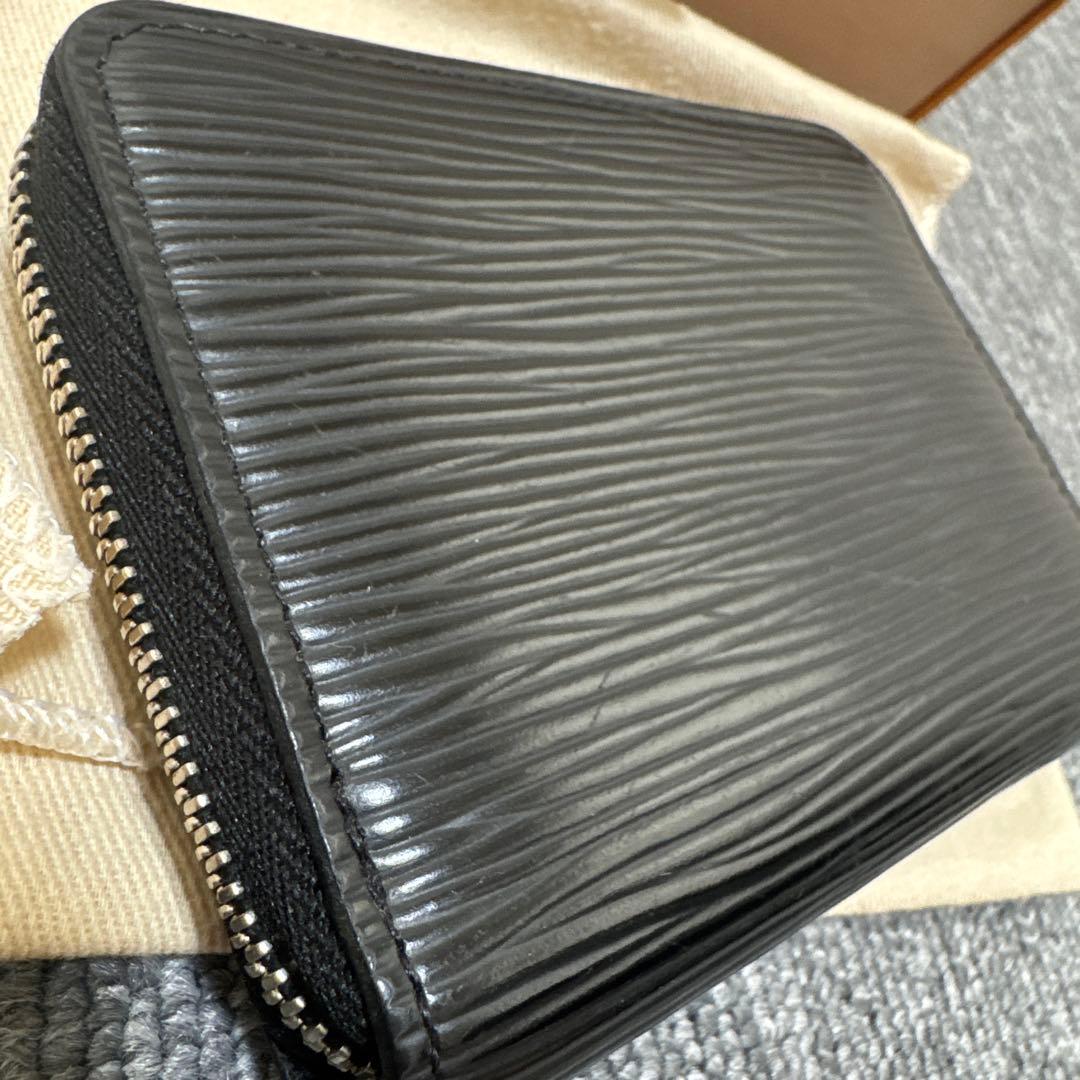 ルイヴィトン　パース　ジッピー　M60152 エピ　ノワール