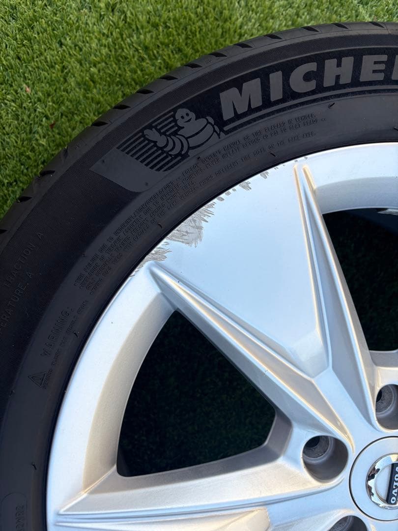 ※専用※ ボルボv60 クロスカントリー　215/55 R 18 1本