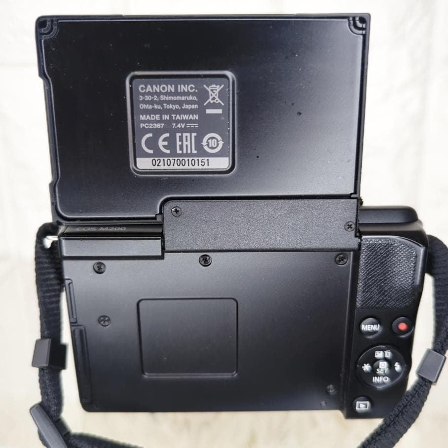 CANON EOS M200 EF-15-45 IS STM レンズキット