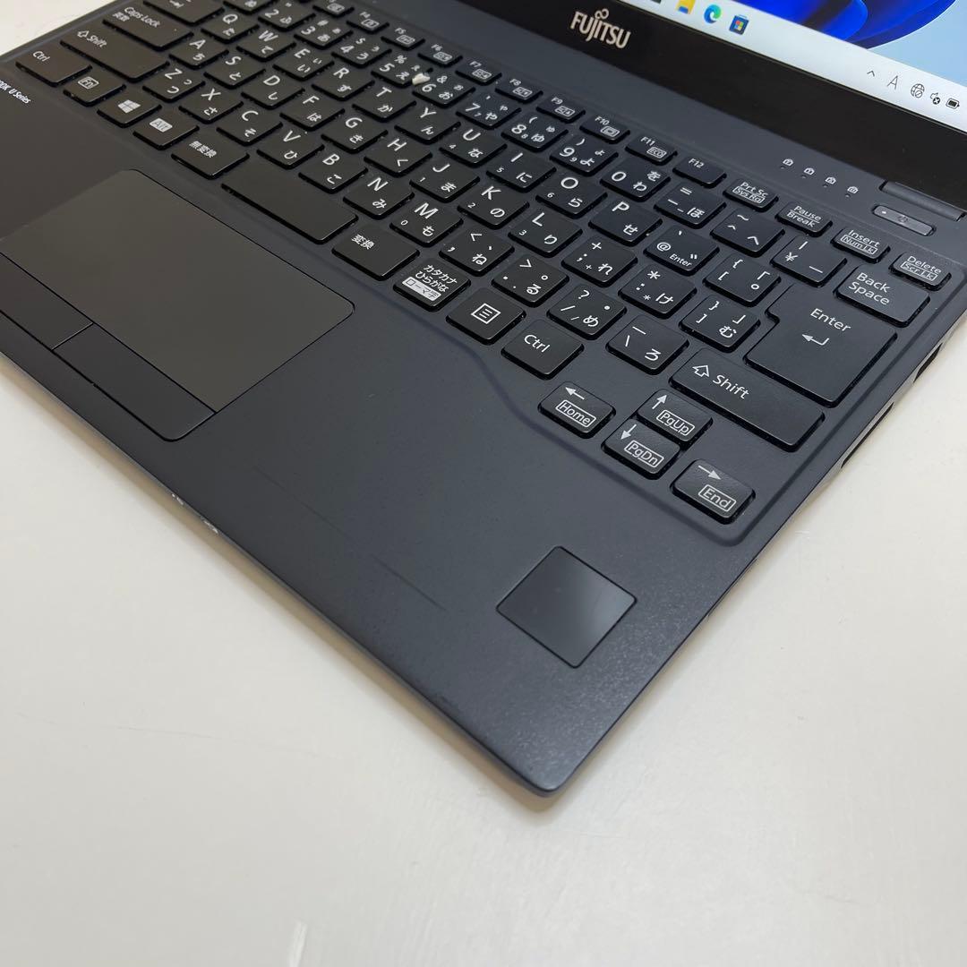 #798 富士通 LIFEBOOK U9310/D i5-10310U 8GB