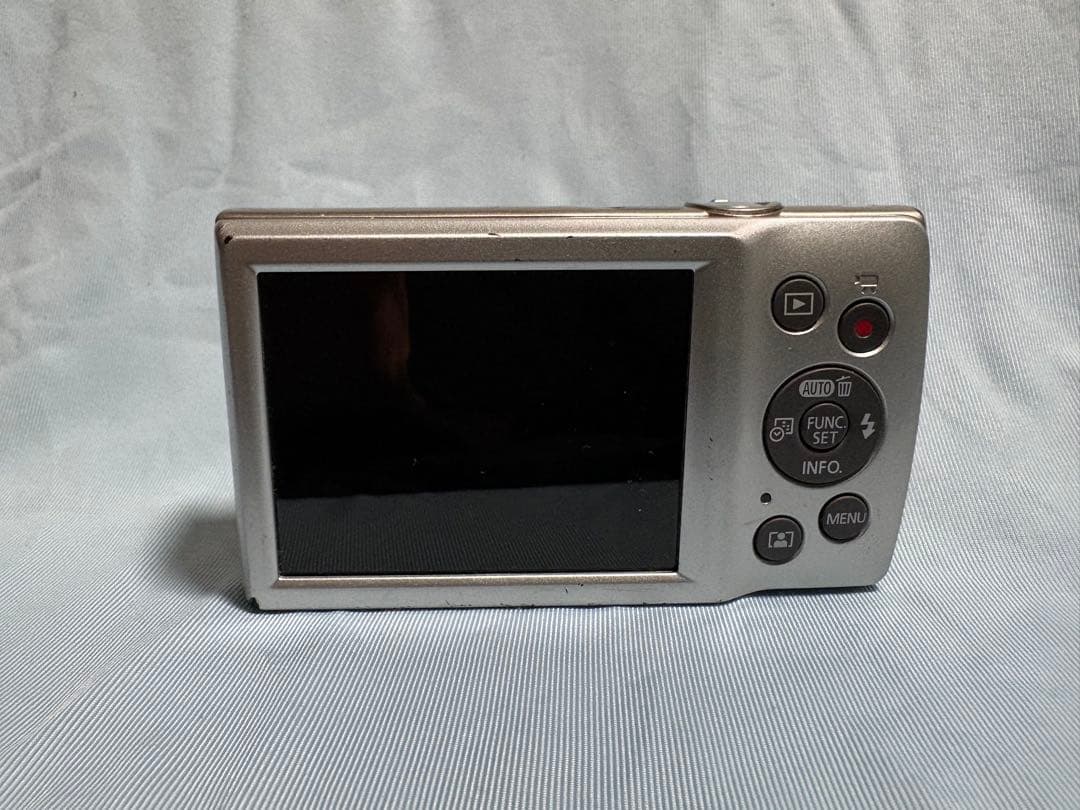 Canon IXY200シルバー コンパクトデジタルカメラ