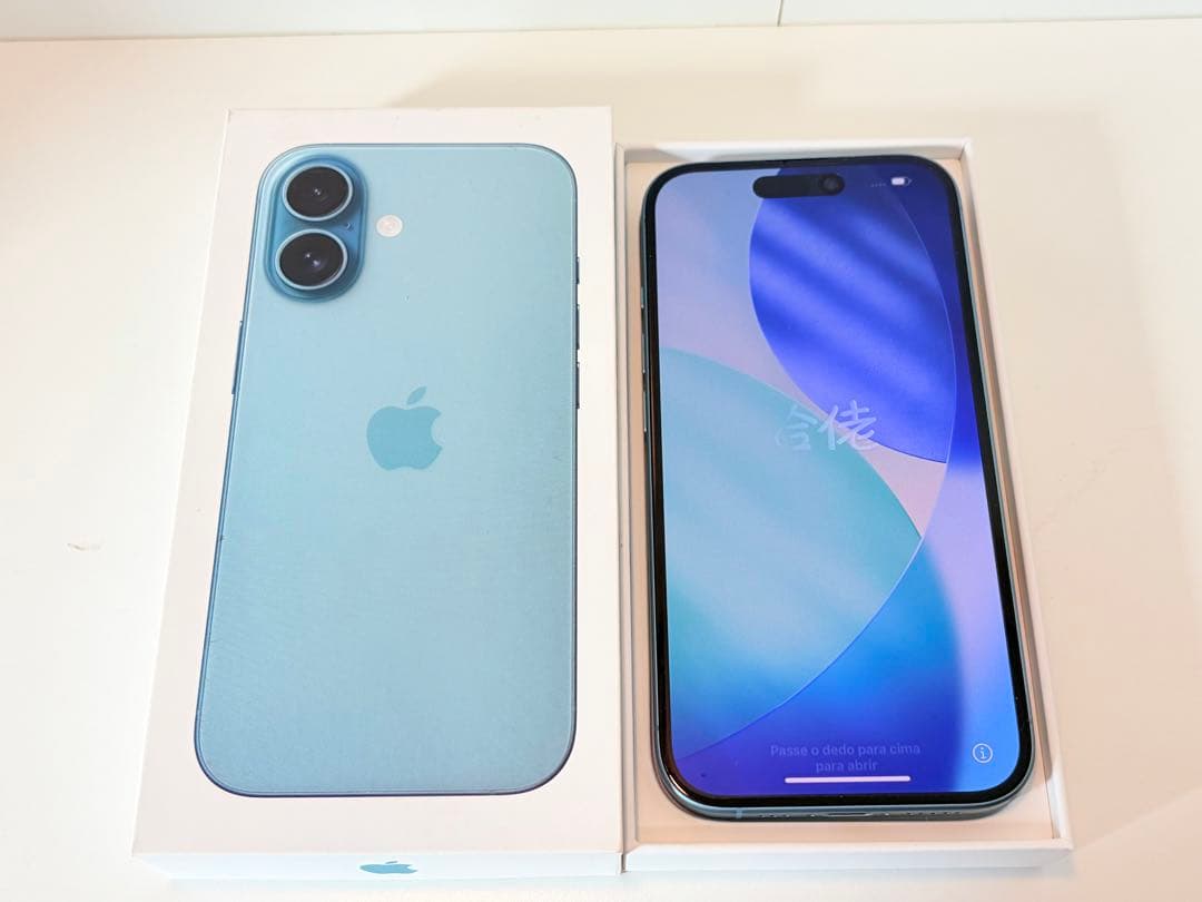 【ケース&フィルム付】iPhone16 SIMフリー 256G ティール