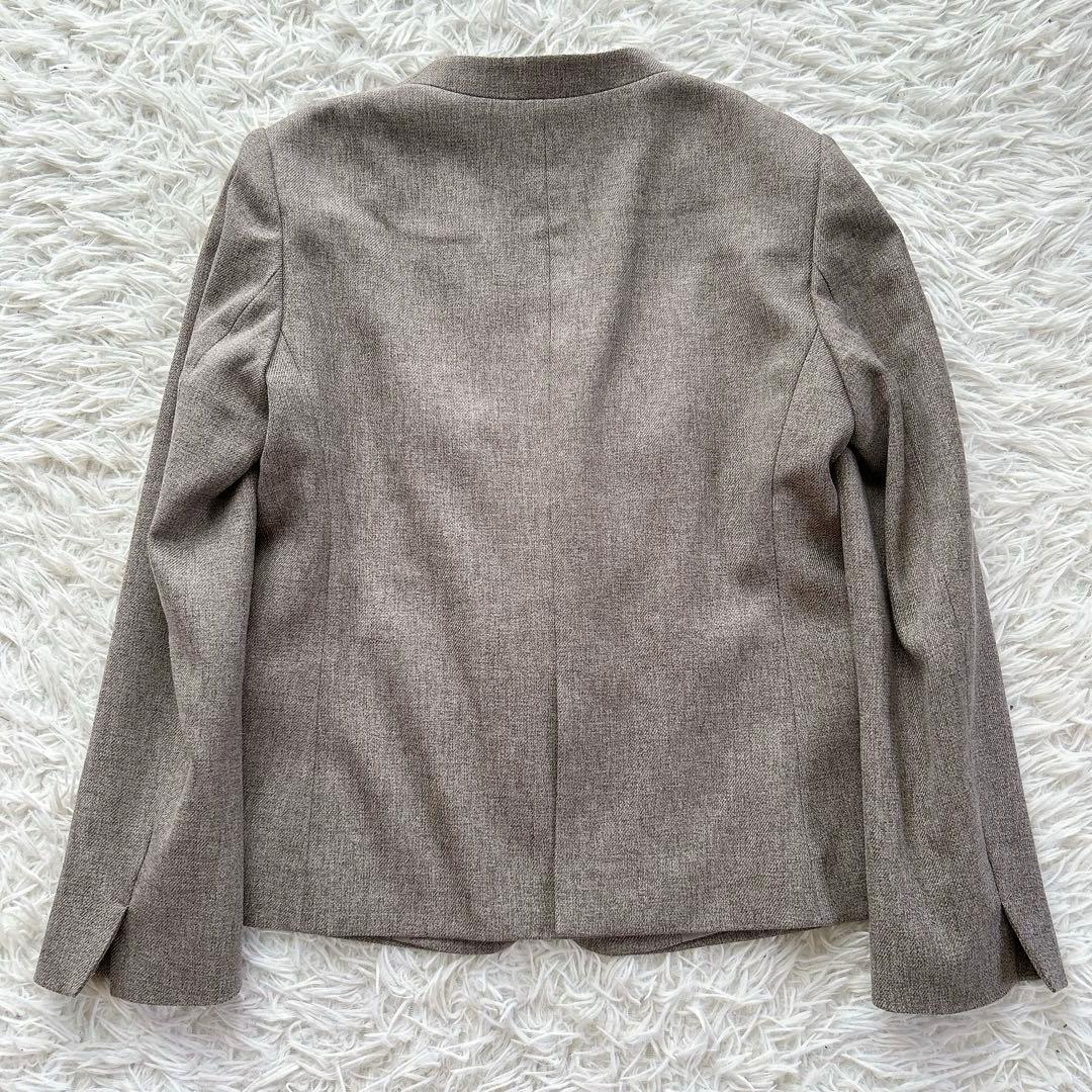 美品★22AW 23区 ウールライクカルゼ ノーカラーパンツスーツ ブラウン