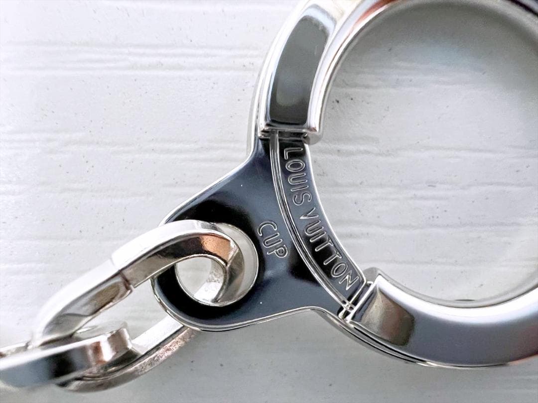 使用感なし　美品　ルイヴィトン　ルイヴィトンカップ2003　キウイ　キーホルダー