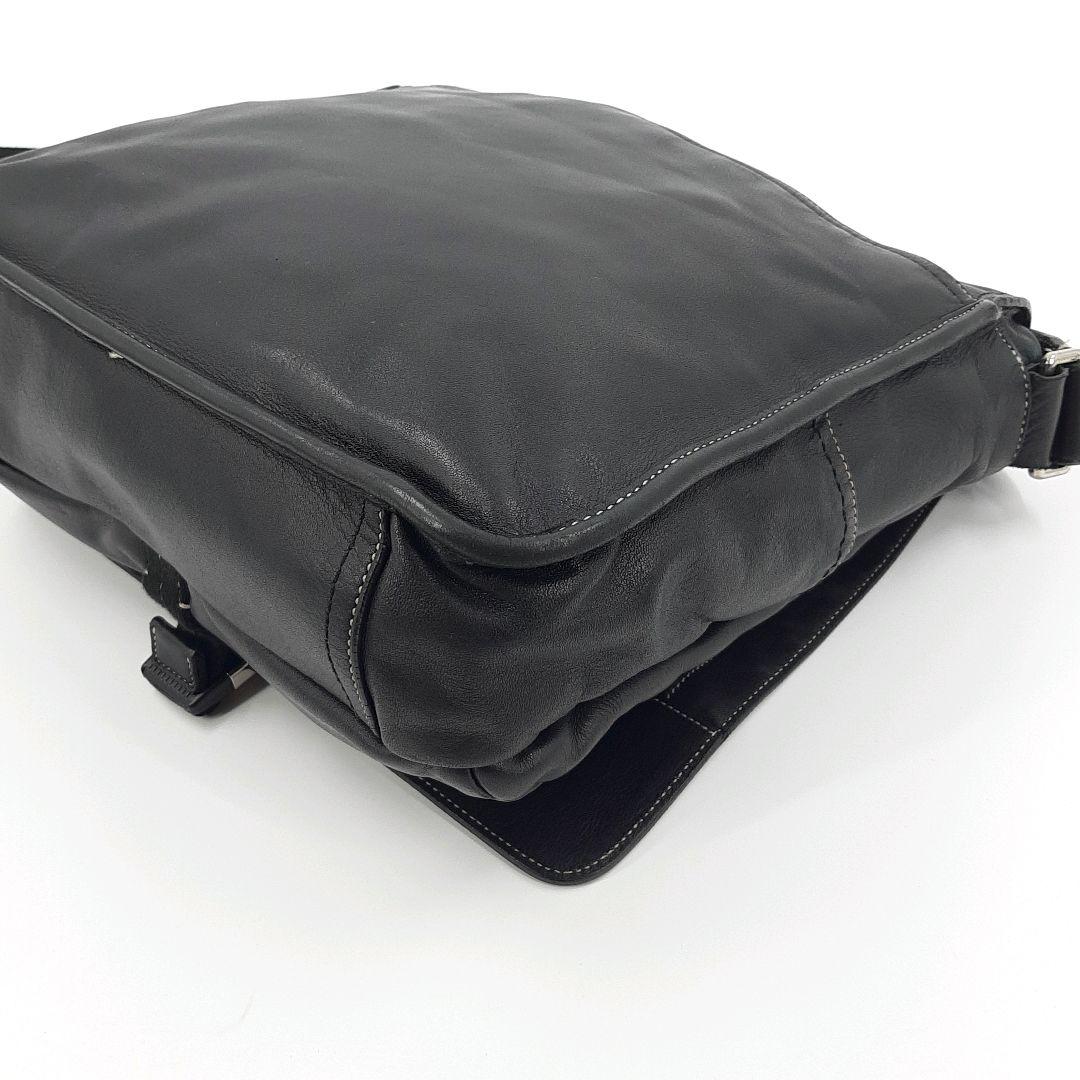 【極美品】コーチ　メッセンジャーバッグ　オールレザー　ブラック　F70105