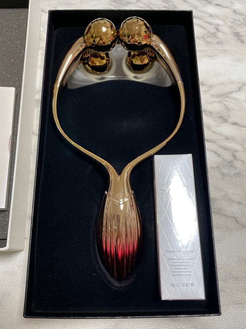 ReFa ダブルレイ　レッド　フェイスアップクリーム付