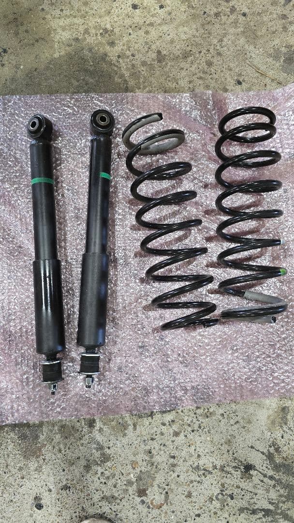 ジムニーJB74シエラ 純正足回りフルセット　新車外し交渉可