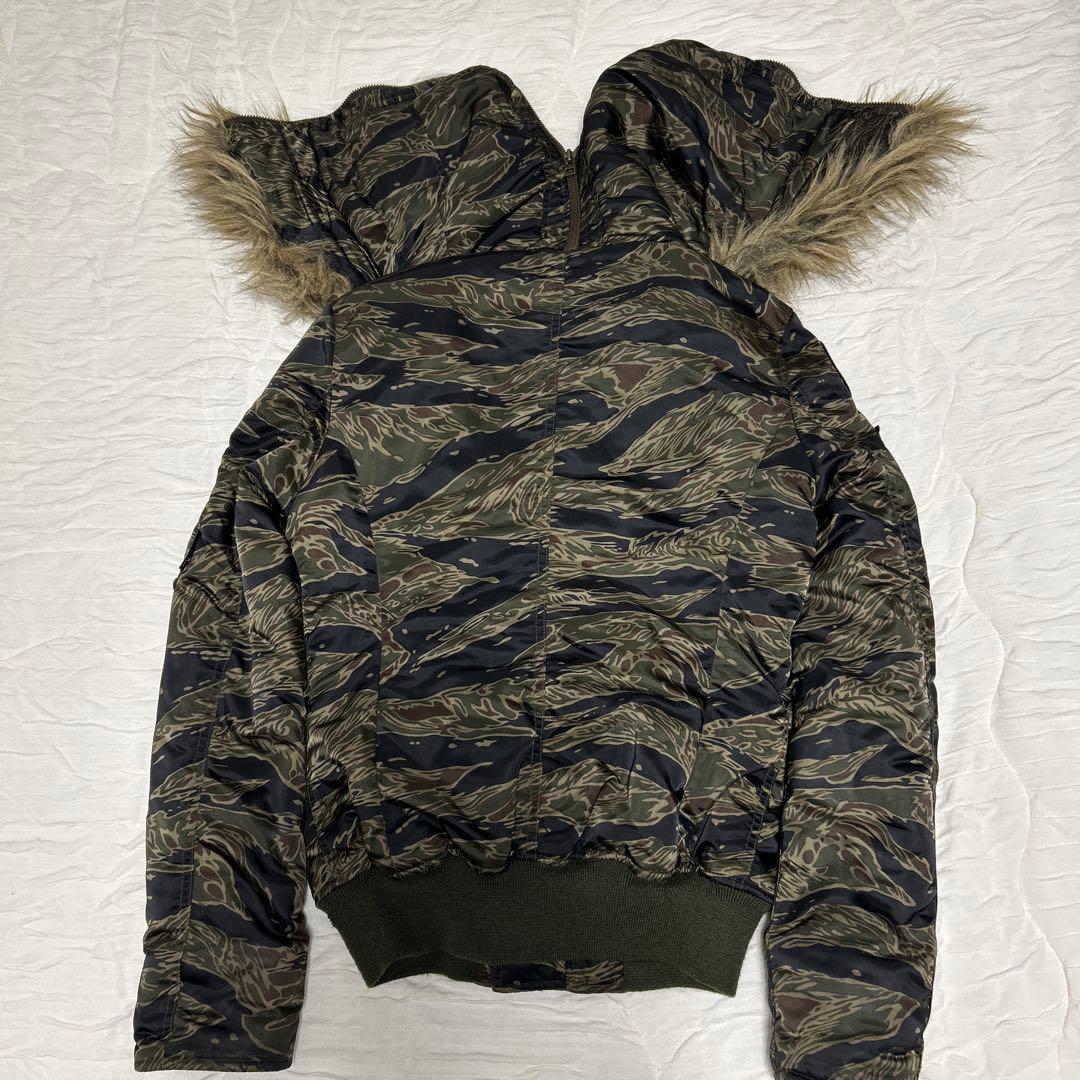 Hysteric Glamour迷彩色ファー付きミリタリージャケット