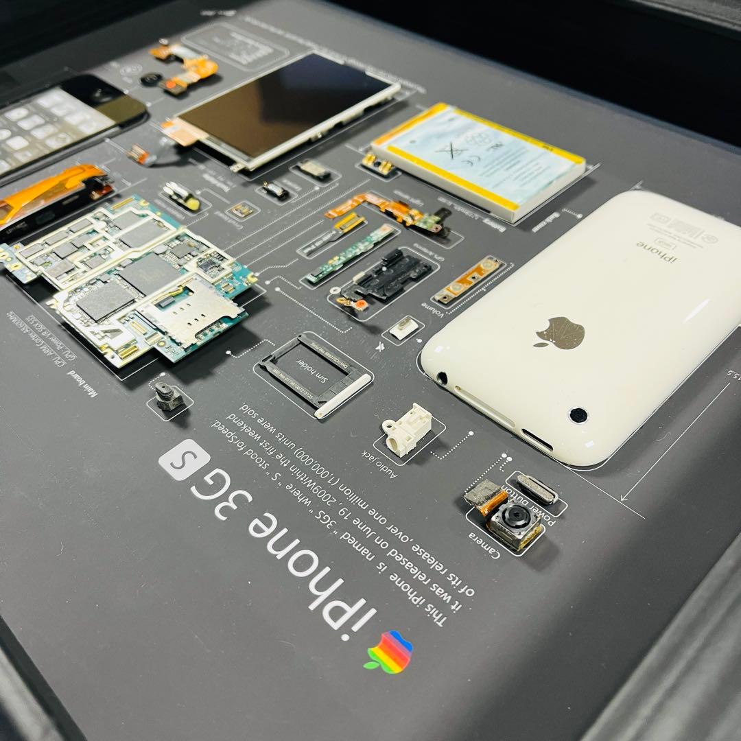 iPhone3GS White 標本アート ボックスフレーム仕様