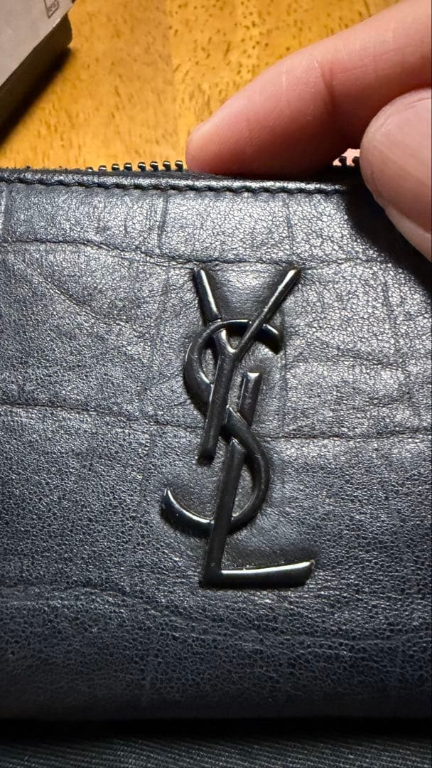 YSL ブラックレザー ケース