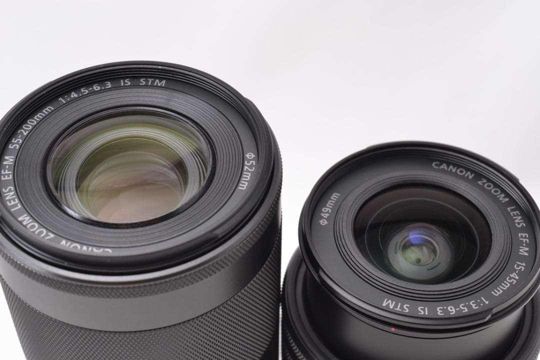 ■ 美品 ■ キャノン　Canon EOS Kiss M2 ダブルズームキット