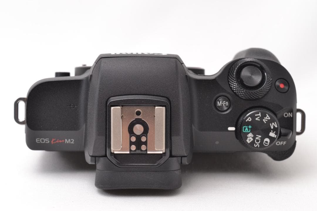 ■ 美品 ■ キャノン　Canon EOS Kiss M2 ダブルズームキット