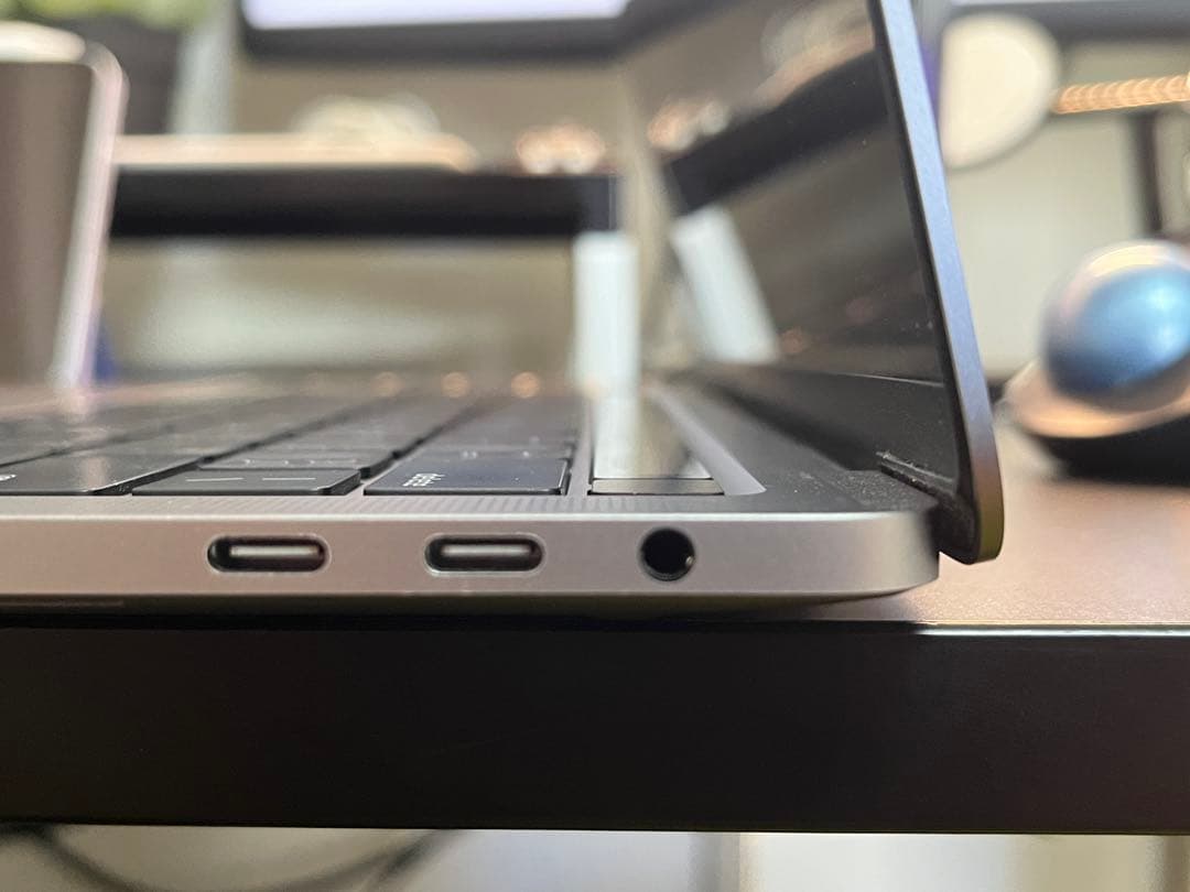 MacBook本体 MacBook pro 2020 Intel 16GB/512GB