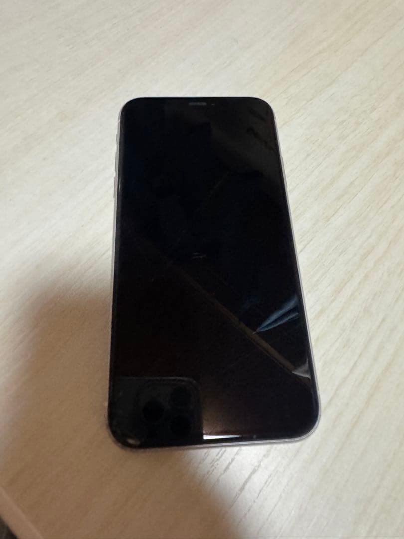 Apple iPhone XR ホワイト 本体