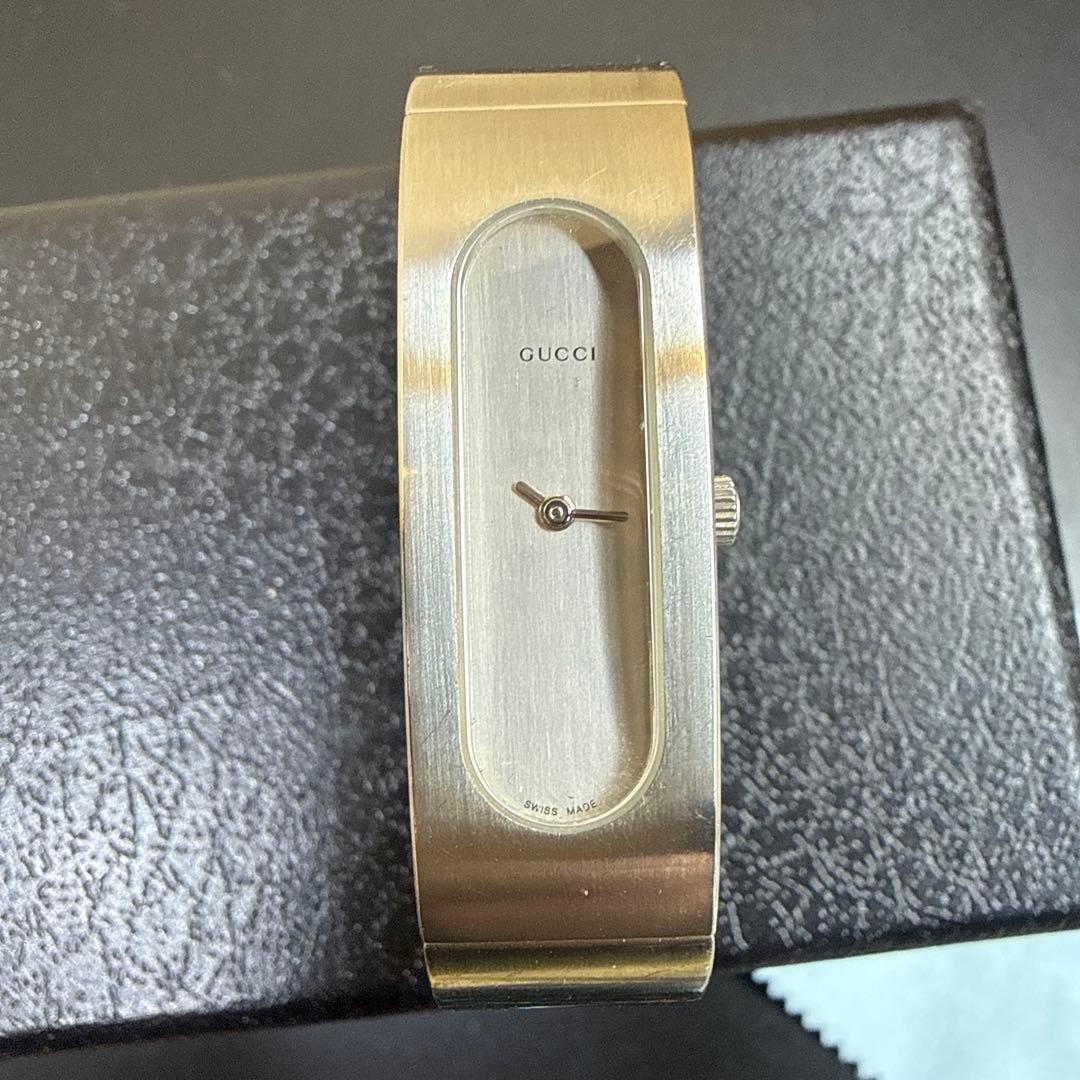 腕時計 Gucci グッチ ブレスウォッチ 2400S 2針クォーツ