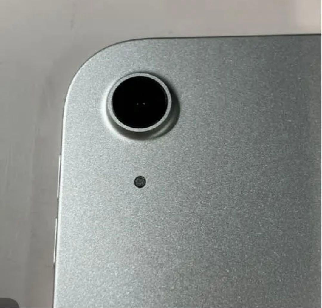 iPad 10.9インチ 第10世代 Wifiモデル 美品 シルバー