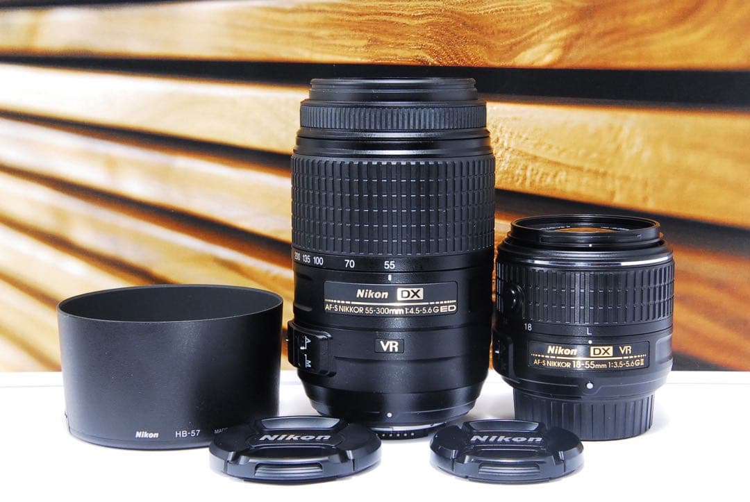 Nikon デジタル一眼レフカメラ D5500 ダブルズームキット Wi-Fi