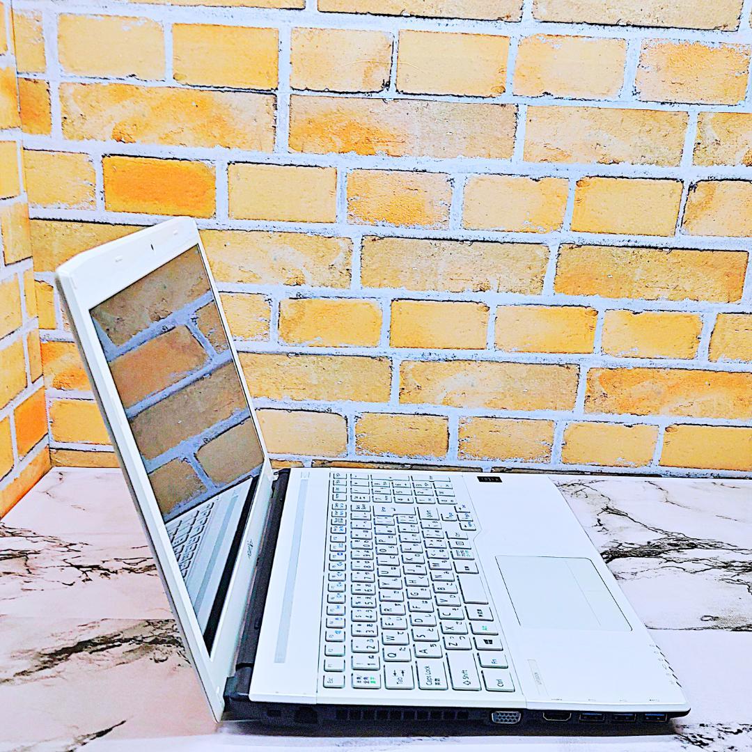 美品ノートパソコン❤️爆速SSD❤️メモリ８G✨最強Core-i7☘️ハイスぺ✨