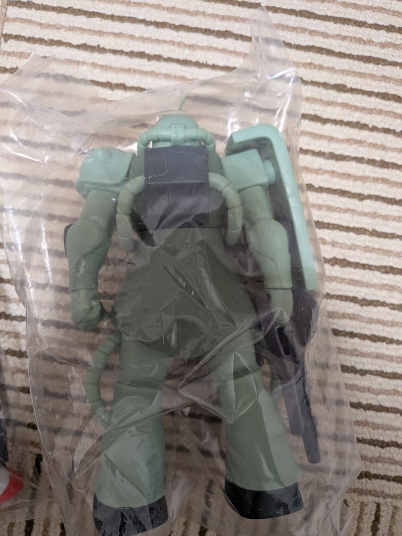 ソフビスーツDXガンダム　量産型ザク　指揮官ザク