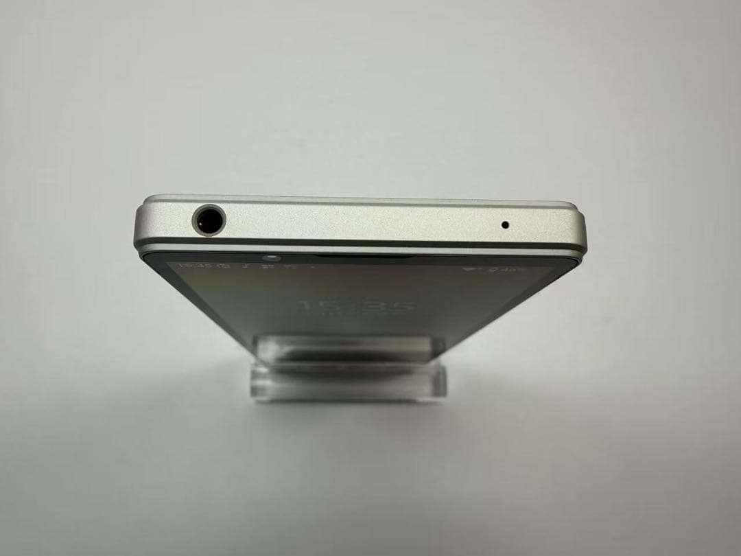 美品 SONY Xperia 5 V docomo シルバー 画面不良なし