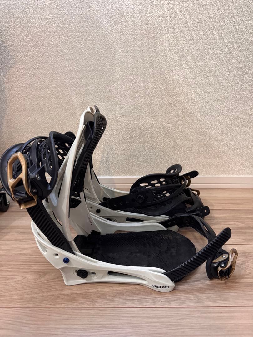 BURTON GENESIS Re:Flex M 23-24 ホワイト