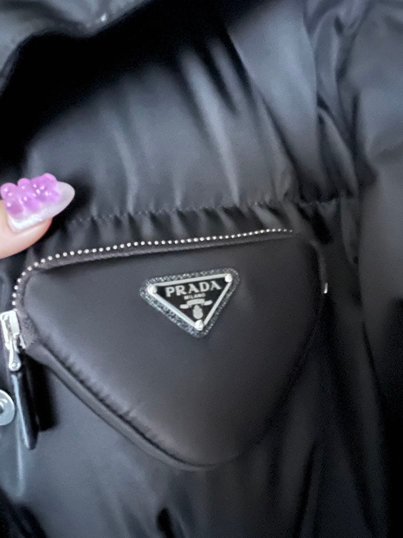 正規品 23AW PRADA ポーチ Re-Nylon ダウンジャケット 36