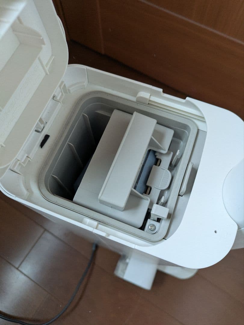 パナソニック　MC-NC10K スティッククリーナー 2021年式