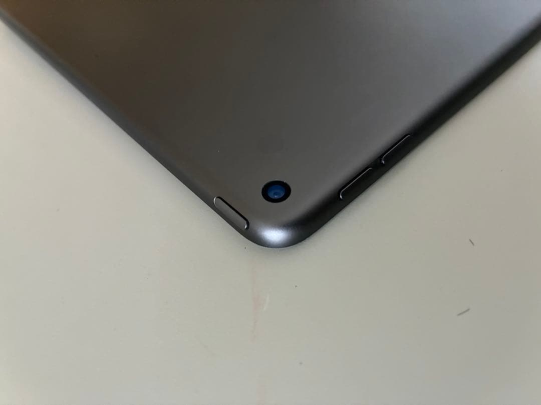 Apple iPad Air3スペースグレー 本体　第3世代