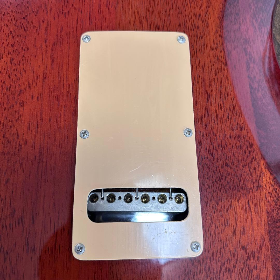 n*o様 G&L S-500 tribute series チェリーレッド スト